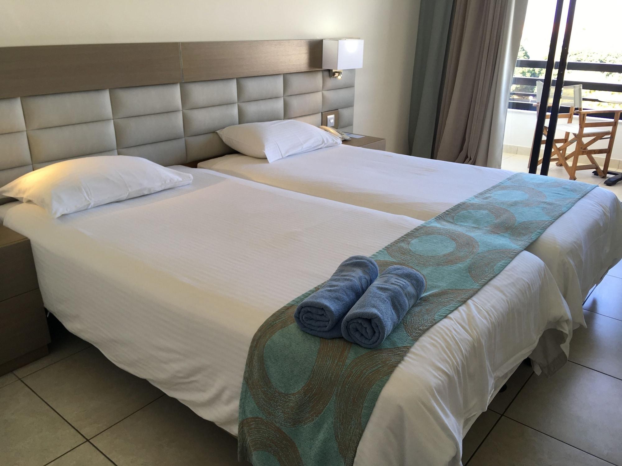 Avanti Hotel Paphos Luaran gambar