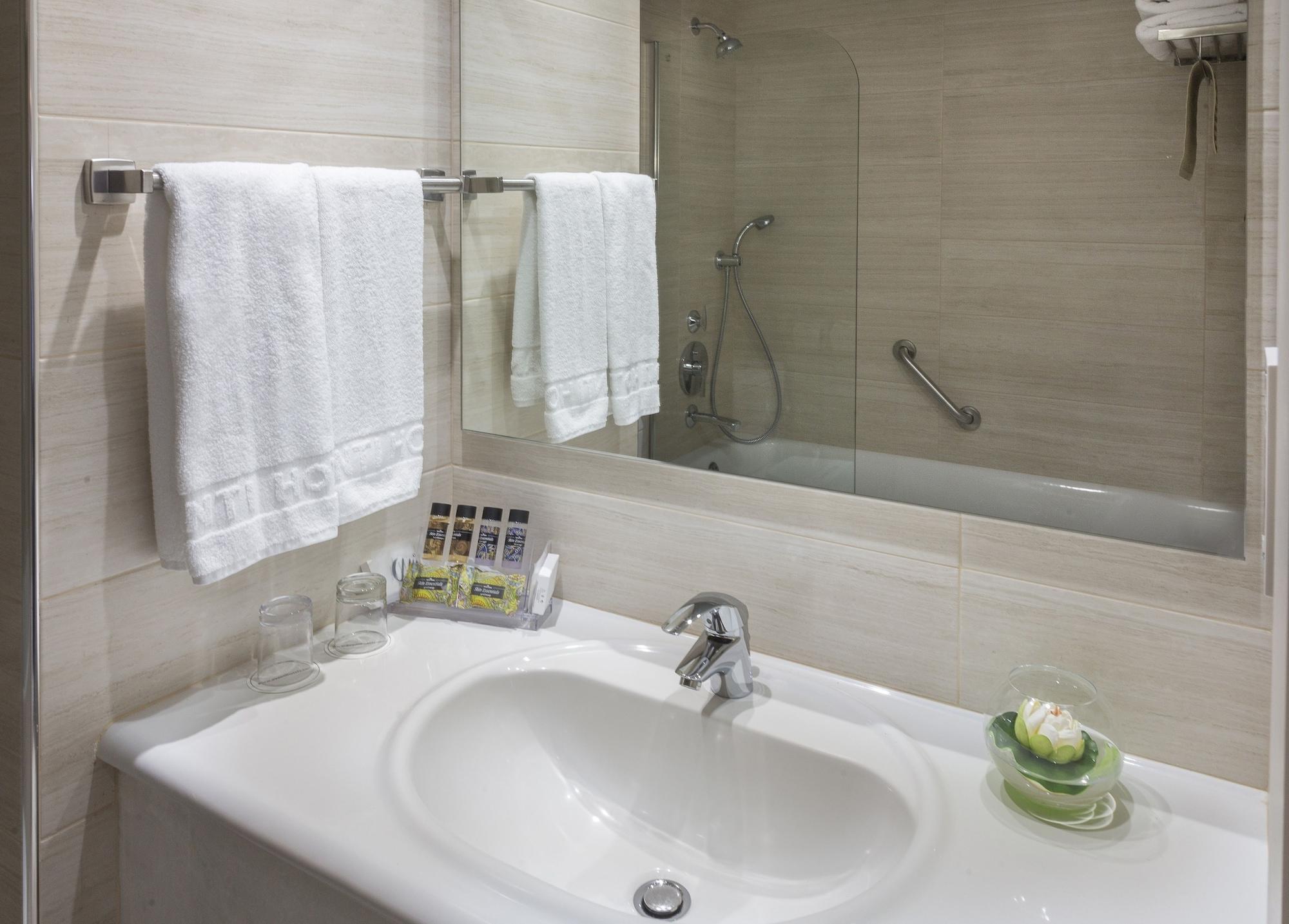 Avanti Hotel Paphos Luaran gambar