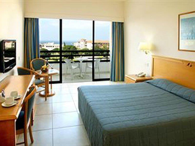 Avanti Hotel Paphos Luaran gambar